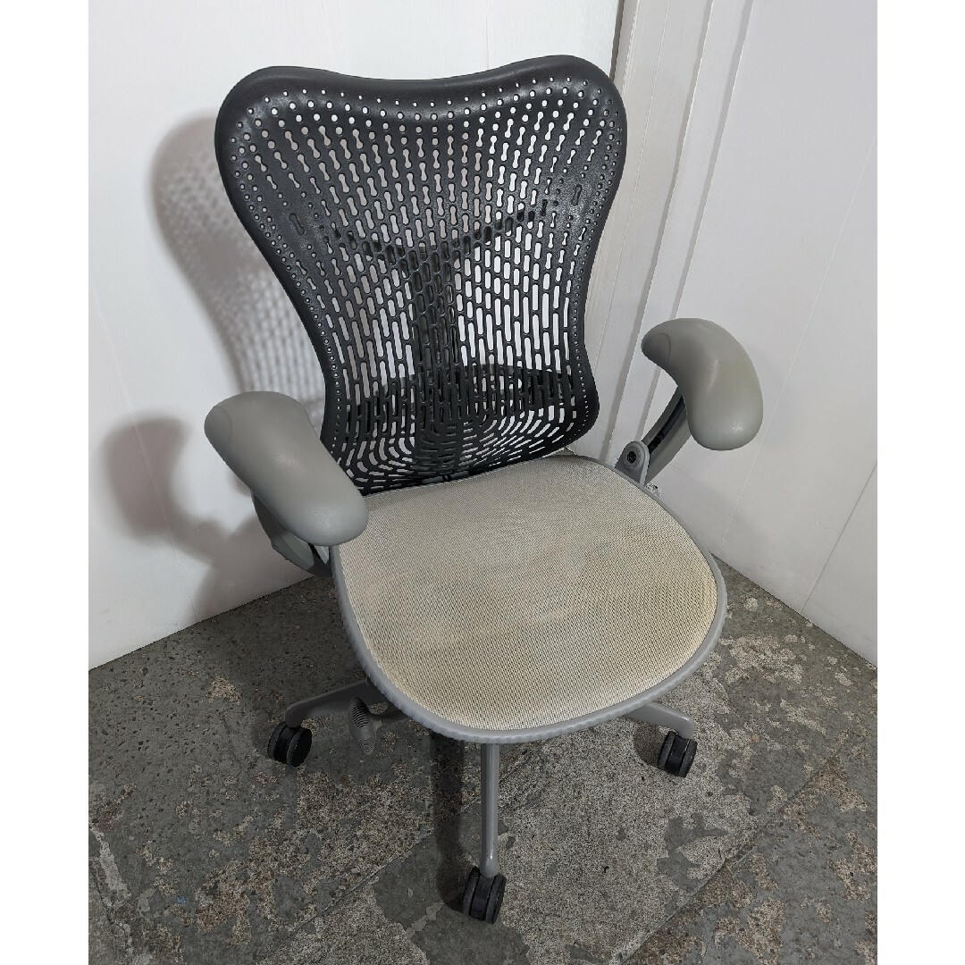 ハーマンミラー ミラチェア Herman Miller グレー ハーマンミラー ミラチェア Herman Miller グレー