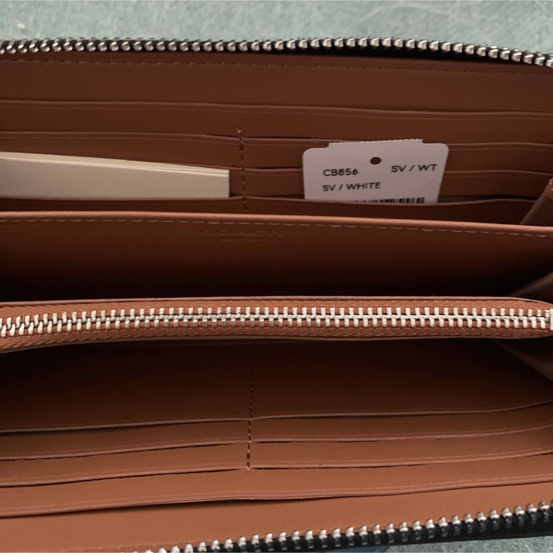 ★COACH★長財布 ストラップ付 未使用 送料込み! ★COACH★長財布 ストラップ付 未使用 送料込み!