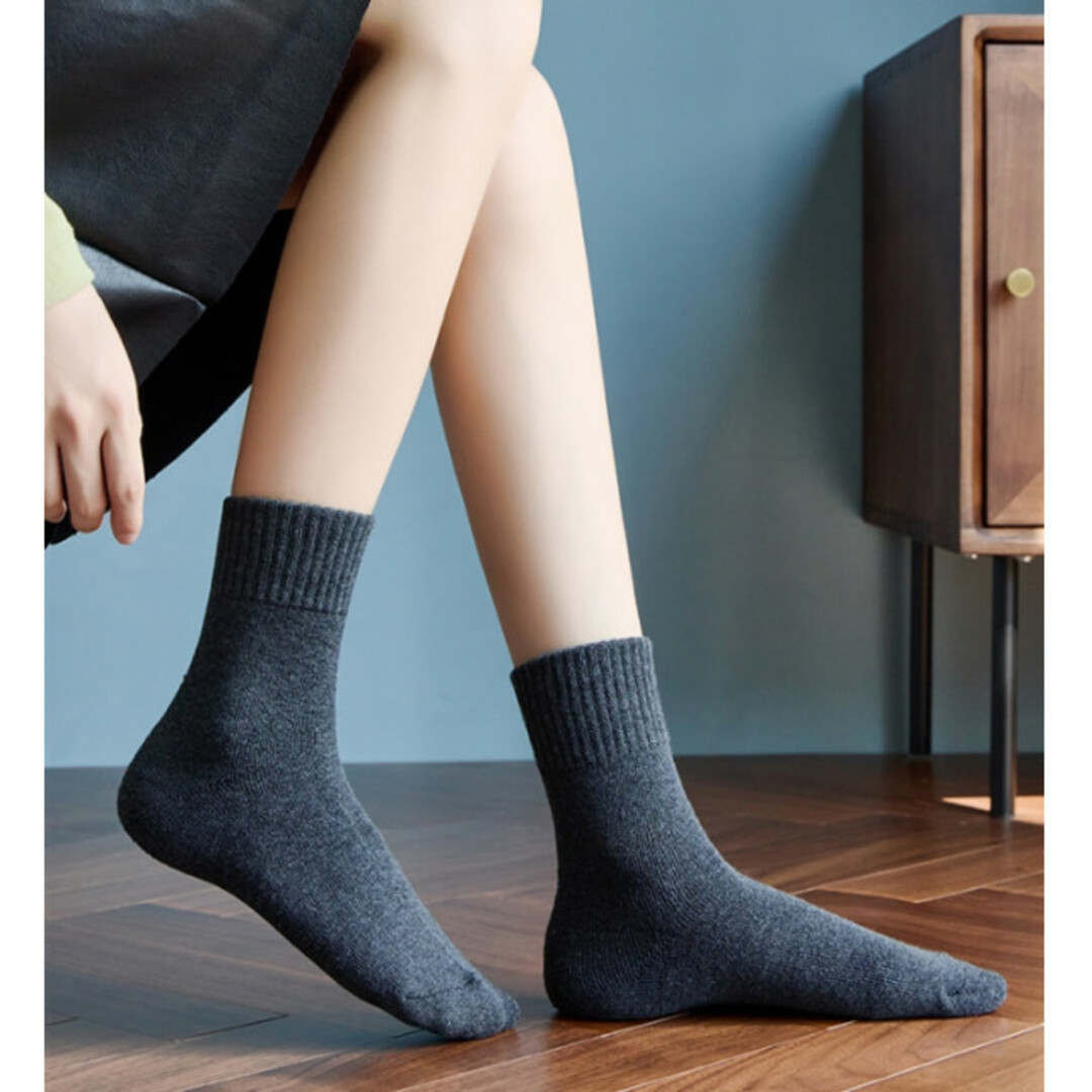 【人気】裏起毛ソックス ５足セット 暖かい ルームソックス 靴下 防寒 無地 メンズのレッグウェア(ソックス)の商品写真