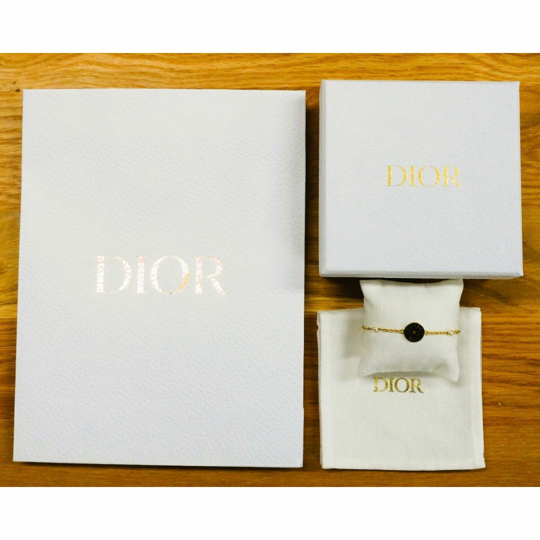 Dior(ディオール)のDior ディオール CD LEGACYブレスレット 新品・未使用 レディースのアクセサリー(ブレスレット/バングル)の商品写真