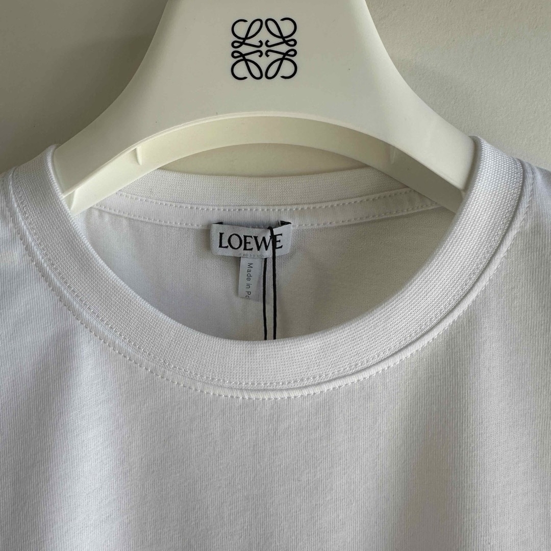 LOEWE(ロエベ)のロエベ  アナグラム刺繍Tシャツ  LOEWE レディースのトップス(Tシャツ(半袖/袖なし))の商品写真