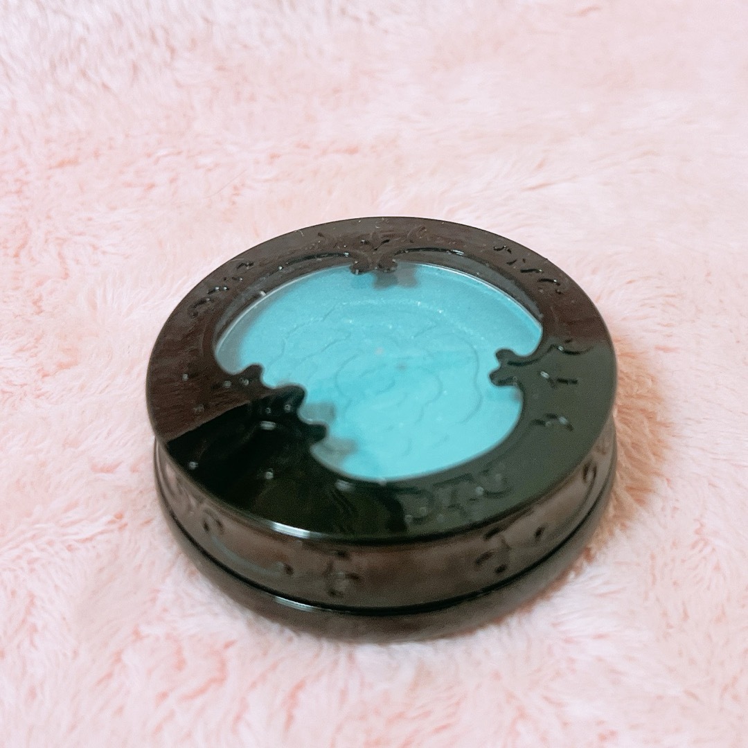 ANNA SUI(アナスイ)の[新品未使用]ANNA SUI アイカラー　110 ターコイズブルー コスメ/美容のベースメイク/化粧品(アイシャドウ)の商品写真