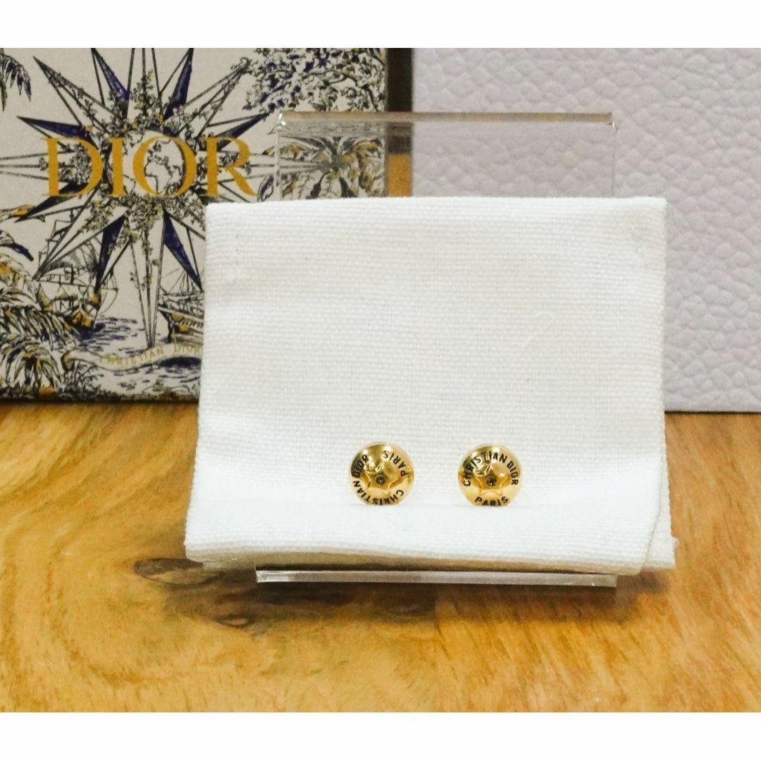 Dior(ディオール)のDior ディオール PETIT CD スタッドピアス 新品・未使用 レディースのアクセサリー(ピアス)の商品写真