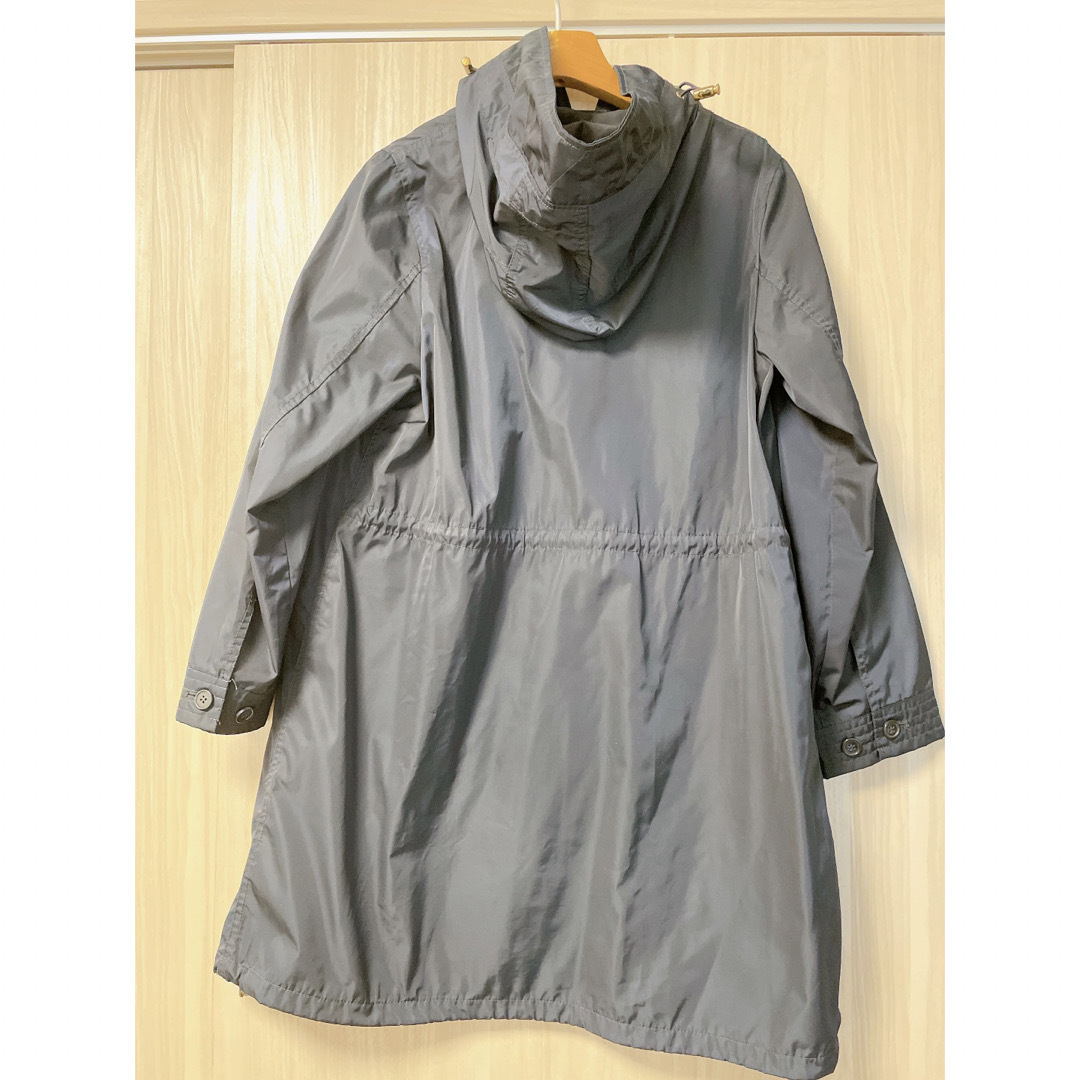 GU(ジーユー)のパーカーブルゾン　ネイビー レディースのジャケット/アウター(ブルゾン)の商品写真