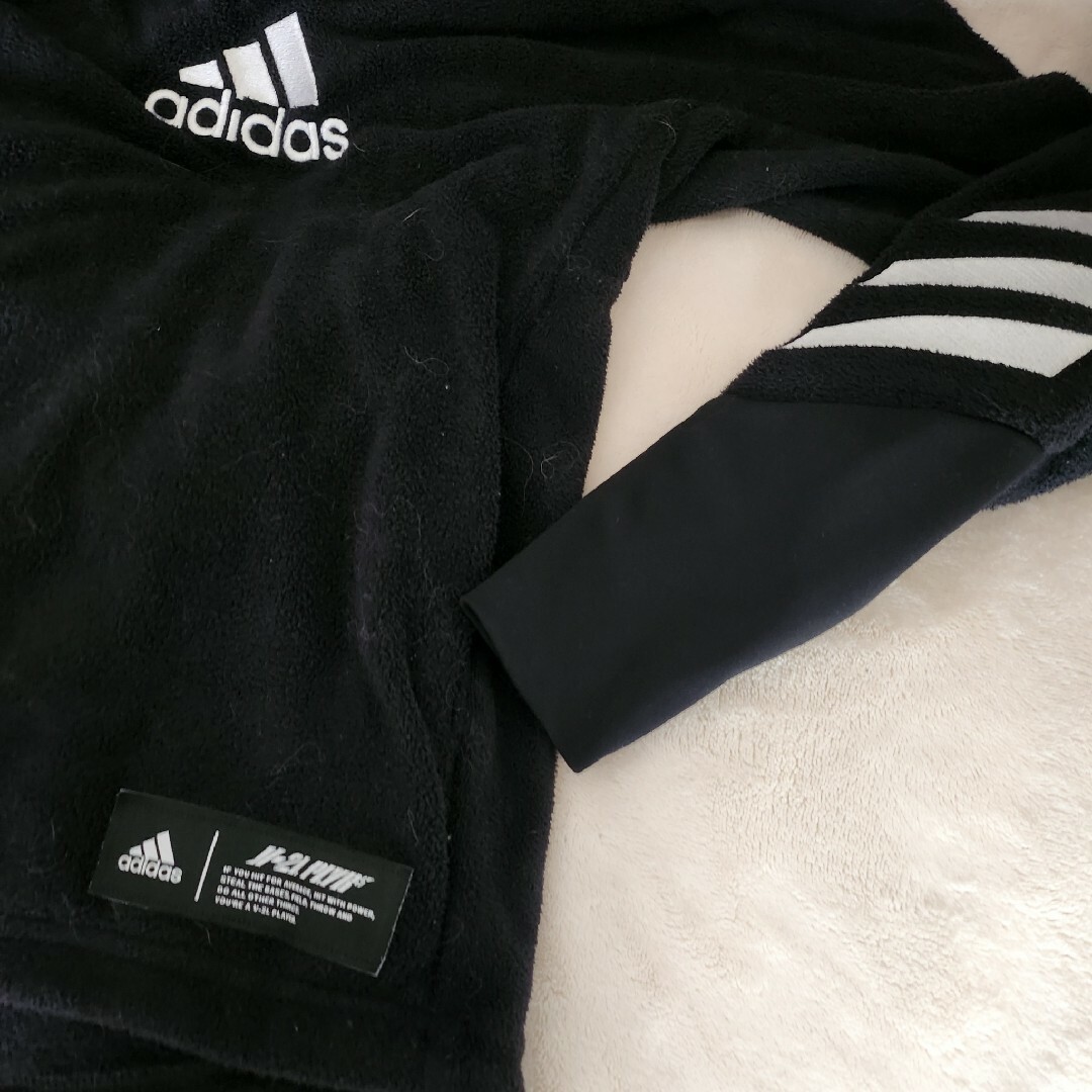 adidas(アディダス)のadidas　130 ボアパーカー キッズ/ベビー/マタニティのキッズ服男の子用(90cm~)(ニット)の商品写真