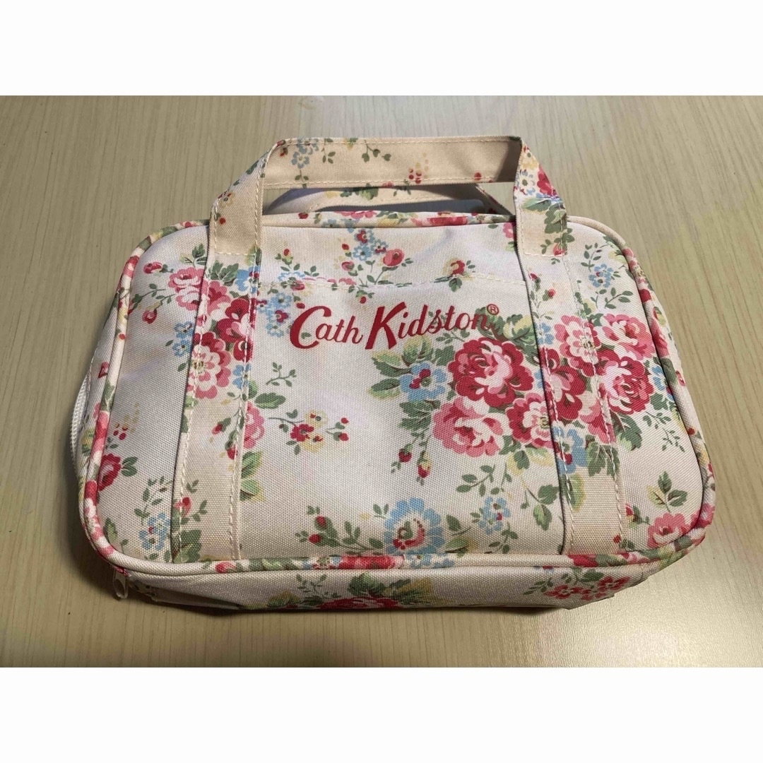 Cath Kidston(キャスキッドソン)のCath Kidston ポーチ レディースのファッション小物(ポーチ)の商品写真