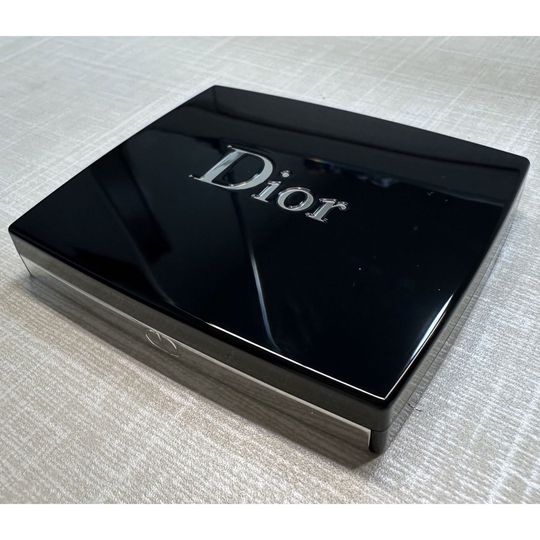 Dior(ディオール)の限定色♡Dior サンククルールクチュール 899 ソフトペタル コスメ/美容のベースメイク/化粧品(アイシャドウ)の商品写真