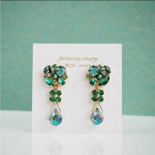 先着1名様限定》ジルコニアお花&ガラス雫♡グリーンbijouピアス(ピアス)