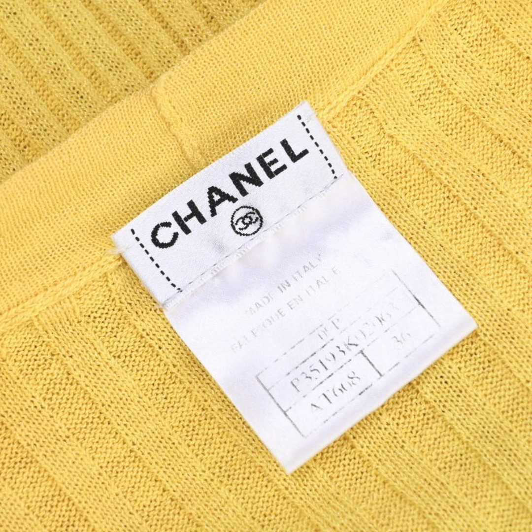 CHANEL(シャネル)のCHANEL 09A ココボタン付き カーディガン レディースのトップス(カーディガン)の商品写真