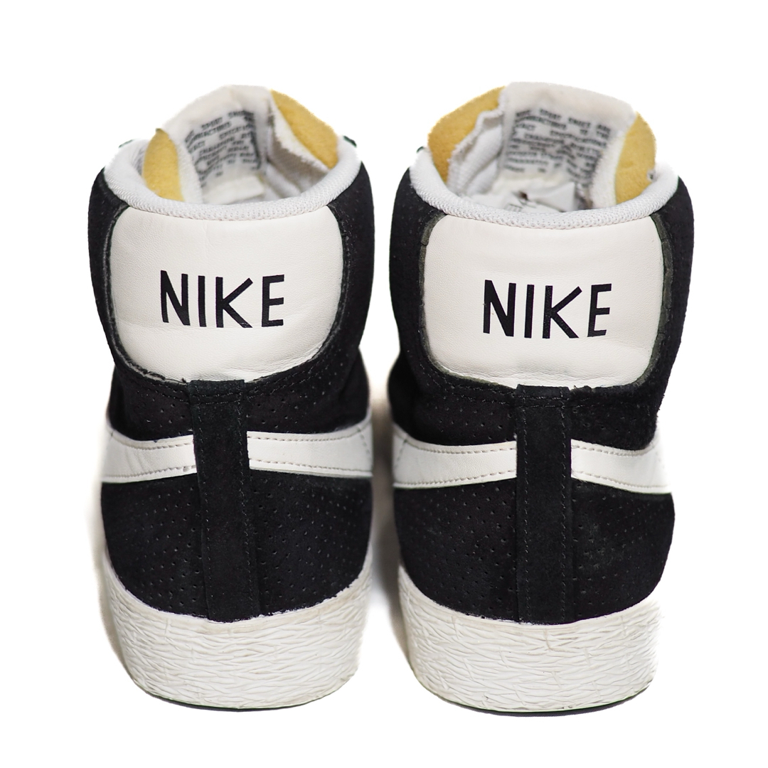 NIKE(ナイキ)の美品 ナイキ ブレーザー ブラック 24.5cm レディースの靴/シューズ(スニーカー)の商品写真
