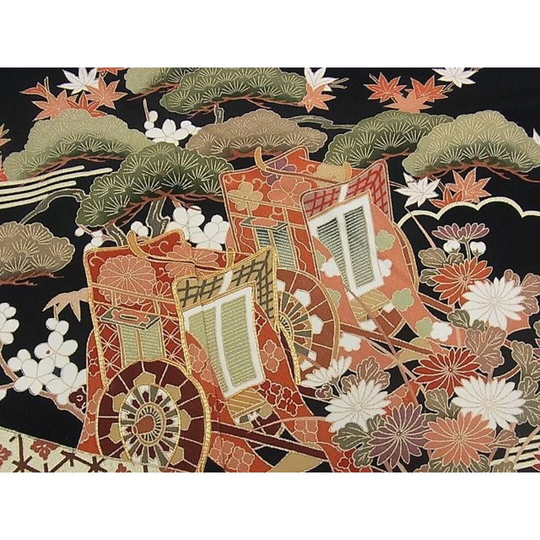 平和屋野田店■豪華黒留袖　駒刺繍　御所車吉祥草花文　金彩　逸品　n-pm0132 レディースの水着/浴衣(着物)の商品写真