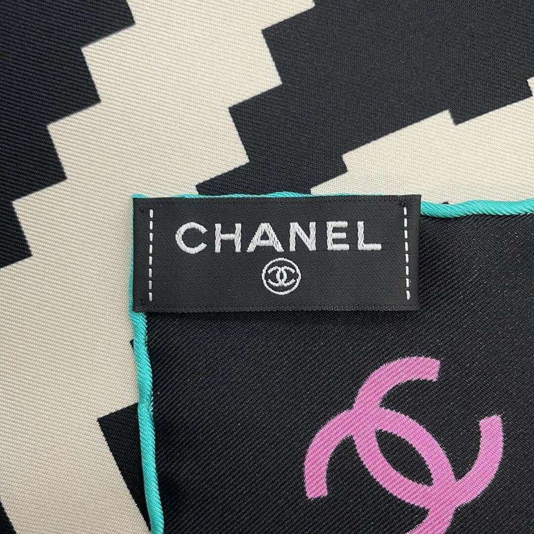 CHANEL(シャネル)のシャネル スカーフ ココマーク シルク CHANEL 黒 レディースのファッション小物(バンダナ/スカーフ)の商品写真