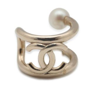 CHANEL - シャネル イヤーカフ ココマーク フェイクパール B21 A CHANEL アクセサリー