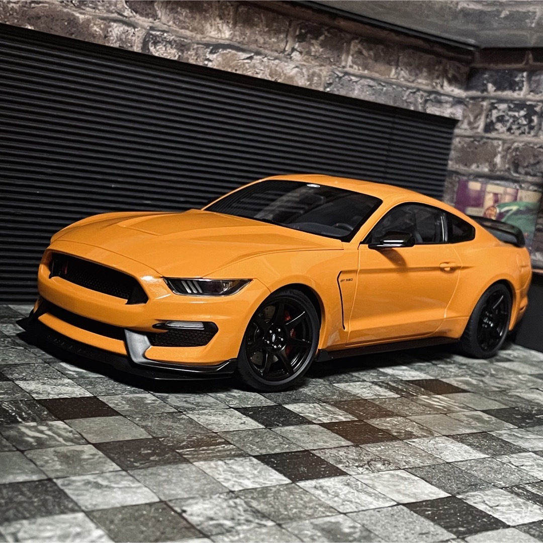 1/18 AUTOart フォード シェルビー マスタング GT350R 1/18 AUTOart フォード シェルビー マスタング GT350R