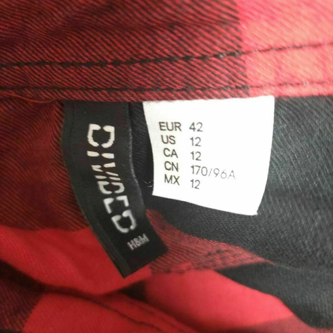 H&M(エイチアンドエム)のH&M チェック柄 長袖コットンシャツ 赤黒 170/96 メンズのトップス(シャツ)の商品写真
