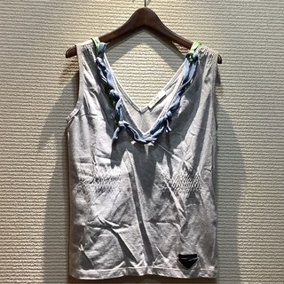 プラダ PRADA トライアングルロゴ Tシャツ グレー 【M】タンクトップ