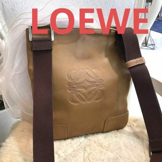 ロエベ(LOEWE)のLOEWE　ロエベ　アナグラム　ショルダーバッグ　レザー　斜め掛け　ユニセックス(ショルダーバッグ)