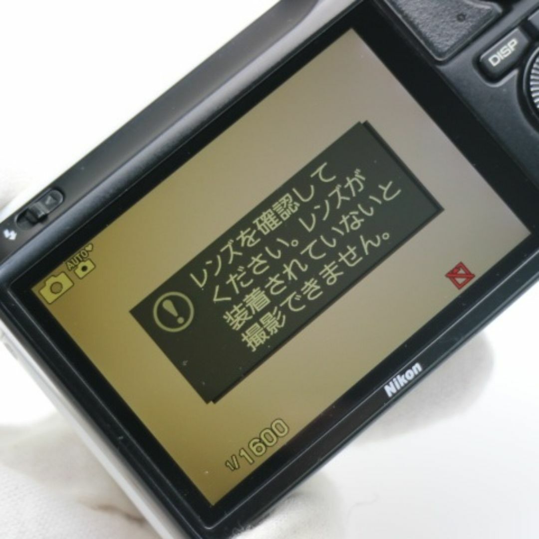 Nikon(ニコン)の中古 Nikon 1 J2 ボディ ホワイト  M111 スマホ/家電/カメラのカメラ(ミラーレス一眼)の商品写真