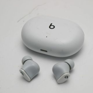 ビーツバイドクタードレ(Beats by Dr Dre)の良品中古 Beats Studio Buds ホワイト  M111(ヘッドフォン/イヤフォン)