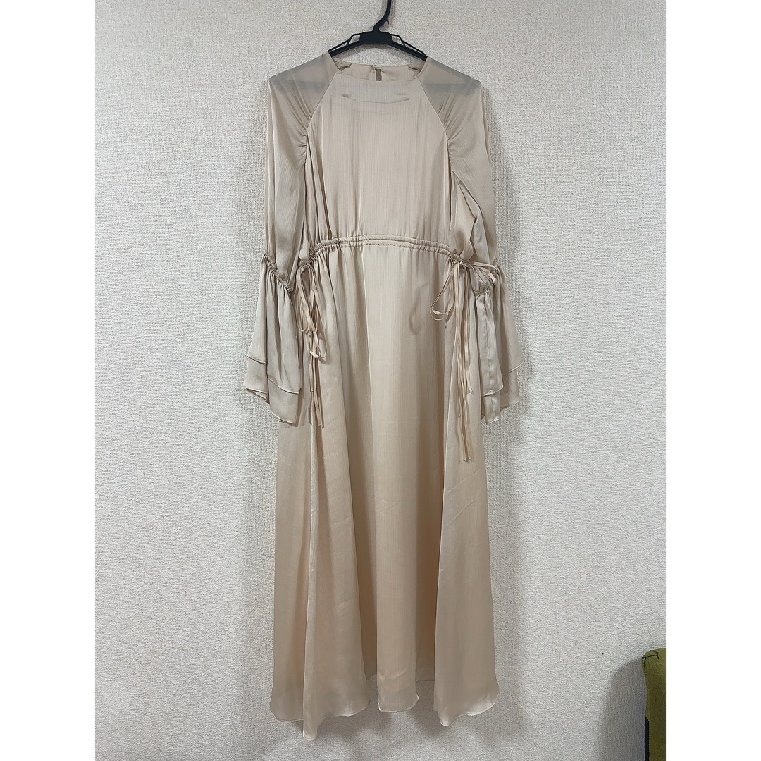 acka dress one-piece（beige） レディースのワンピース(ロングワンピース/マキシワンピース)の商品写真