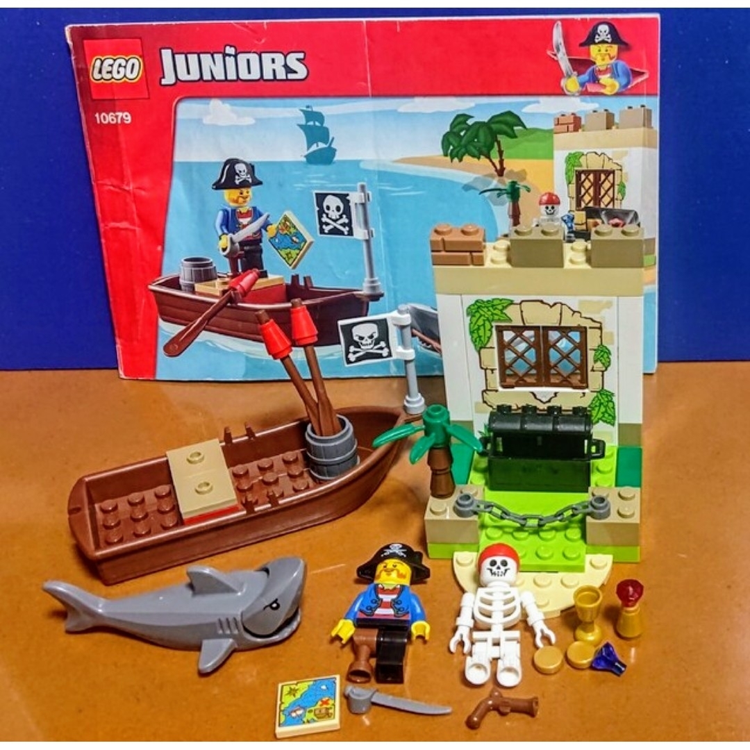 Lego(レゴ)のレゴ★レゴジュニア ジュニア 海賊のお宝探し 10679 激レア エンタメ/ホビーのおもちゃ/ぬいぐるみ(キャラクターグッズ)の商品写真