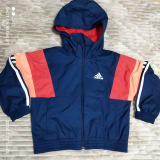 アディダス(adidas)のadidasウィンドブレーカー110cm(ジャケット/上着)