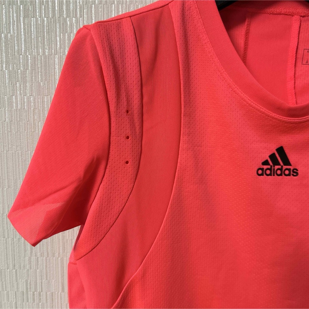 adidas(アディダス)のアディダス レディース 半袖 Tシャツ フィットネス トレーニング  L レディースのトップス(Tシャツ(半袖/袖なし))の商品写真