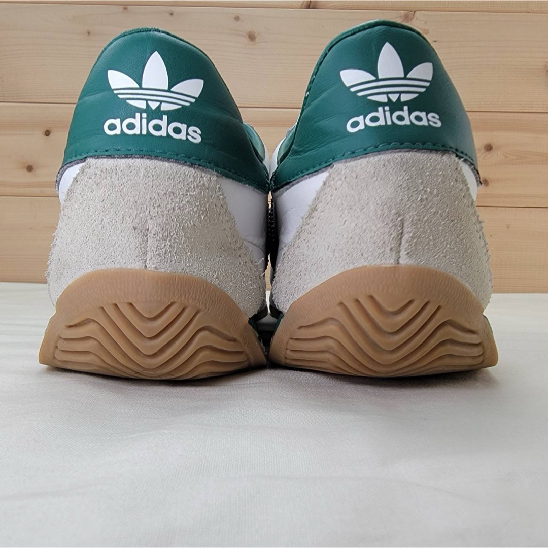 adidas(アディダス)のアディダス オリジナルス カントリー ホワイト/グリーン 25㎝ レディースの靴/シューズ(スニーカー)の商品写真