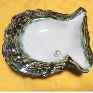アコヤ貝型の灰皿✤陶器製✤意匠登録品✤(灰皿)