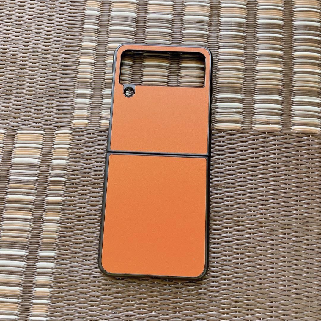 【Galaxy Z Flip4対応】ケース　折りたたみ　薄型　オレンジ スマホ/家電/カメラのスマホアクセサリー(Androidケース)の商品写真
