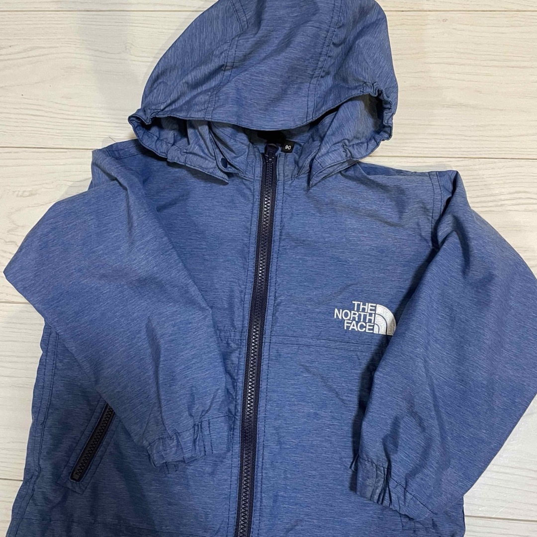 THE NORTH FACE(ザノースフェイス)のザノースフェイス ブルゾン キッズ/ベビー/マタニティのキッズ服女の子用(90cm~)(ジャケット/上着)の商品写真