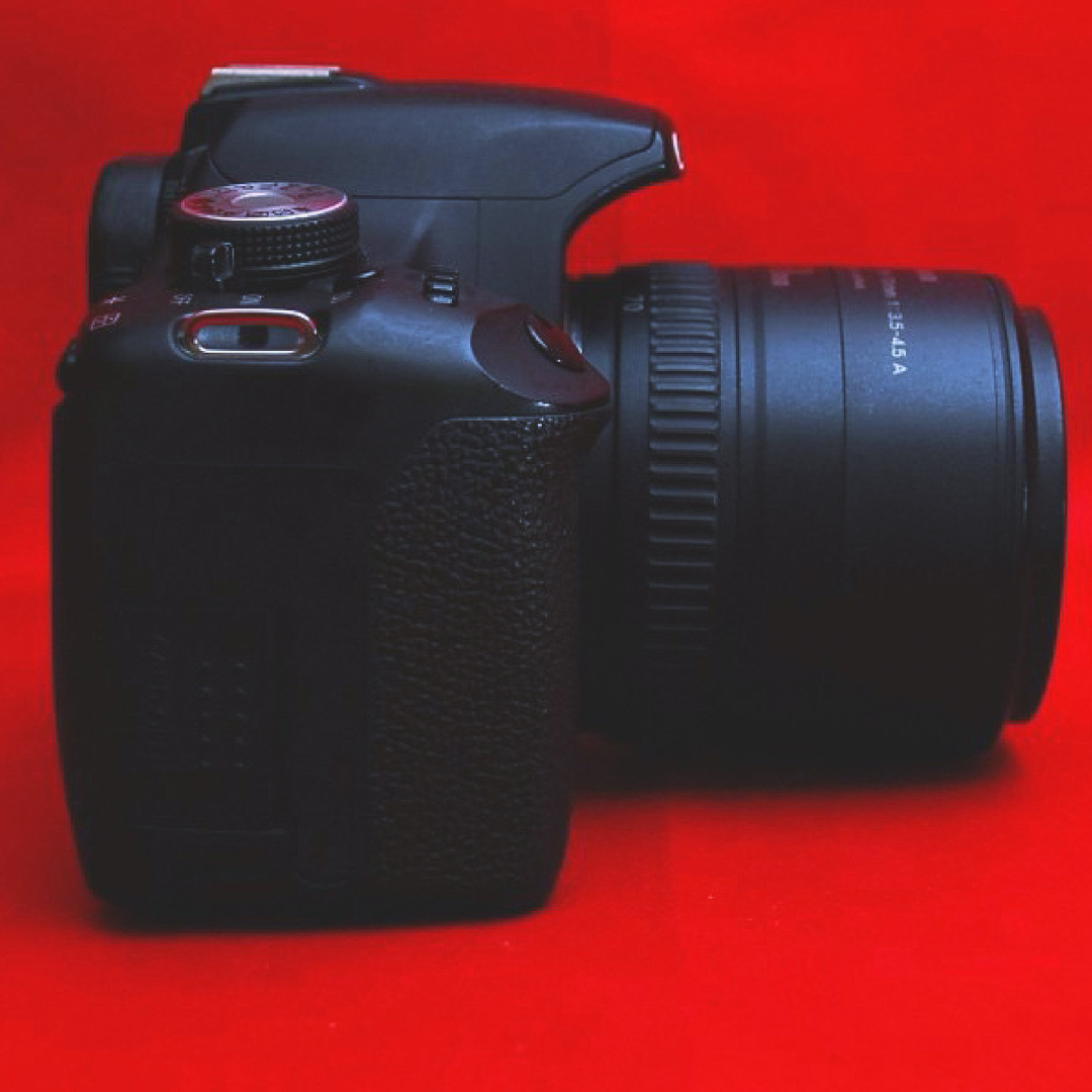 Canon(キヤノン)の✨安心の保証付き✨Canon  KissX3 ダブルレンズ　デジタル一眼レフ スマホ/家電/カメラのカメラ(デジタル一眼)の商品写真