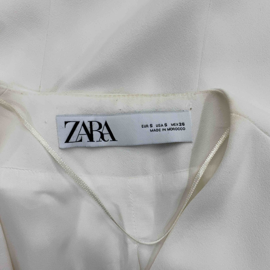 ZARA(ザラ)のZARA ザラ レディース ベスト/ジレ ホワイト レディースのトップス(ベスト/ジレ)の商品写真