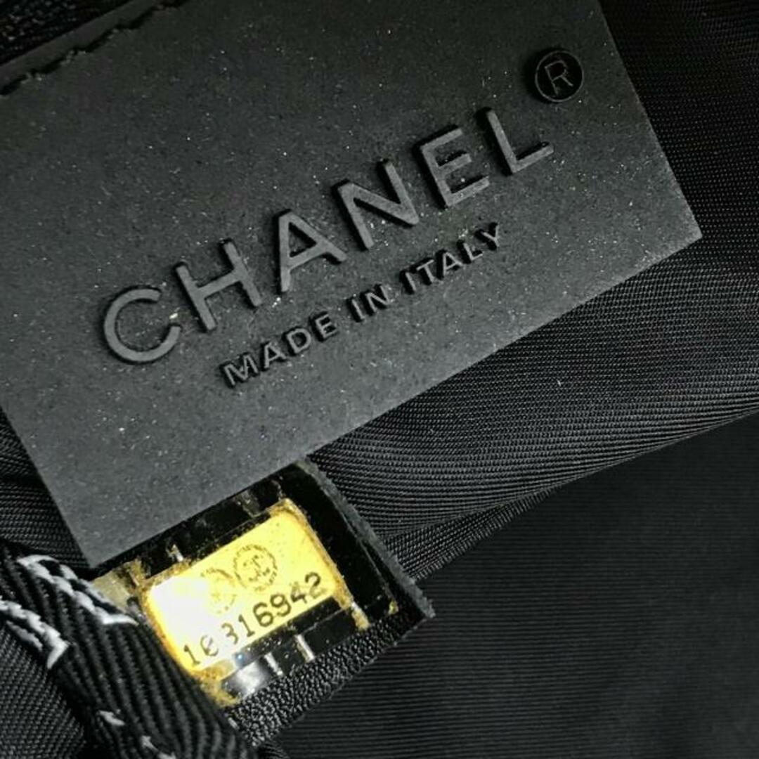 CHANEL(シャネル)のCHANEL シャネル ココマーク マトラッセ スポーツライン ナイロン ハンド ミニ ボストン バッグ ホワイト 良品 ga2642 レディースのバッグ(ハンドバッグ)の商品写真