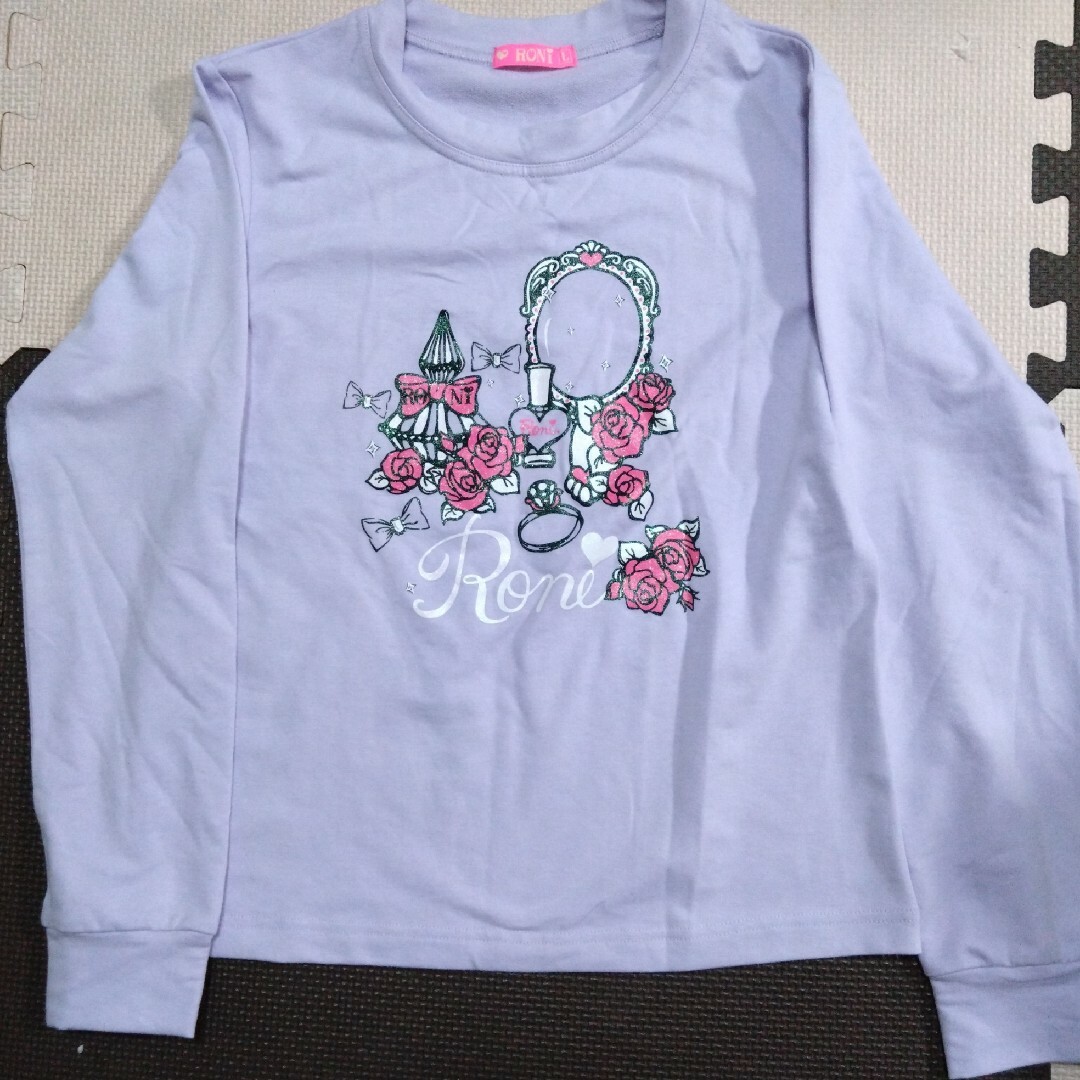 RONI(ロニィ)の新品未使用　ロニィ　ロンＴ　160 キッズ/ベビー/マタニティのキッズ服女の子用(90cm~)(Tシャツ/カットソー)の商品写真