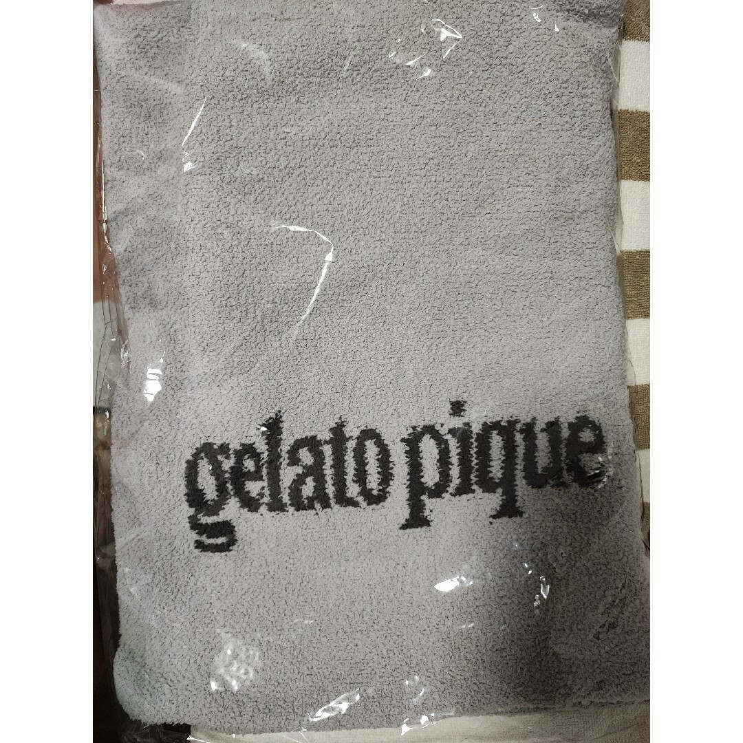 gelato pique(ジェラートピケ)のジェラートピケ　Dog3　ピローケース　新品未開封 レディースのレディース その他(その他)の商品写真