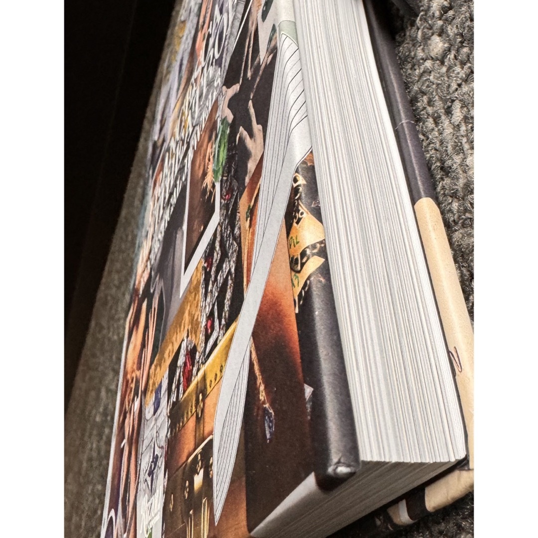 LOUIS VUITTON(ルイヴィトン)のフランチェスカ･アムフィテアトロフ：ファンタスティカル ジュエルズ 英語版 エンタメ/ホビーの本(洋書)の商品写真