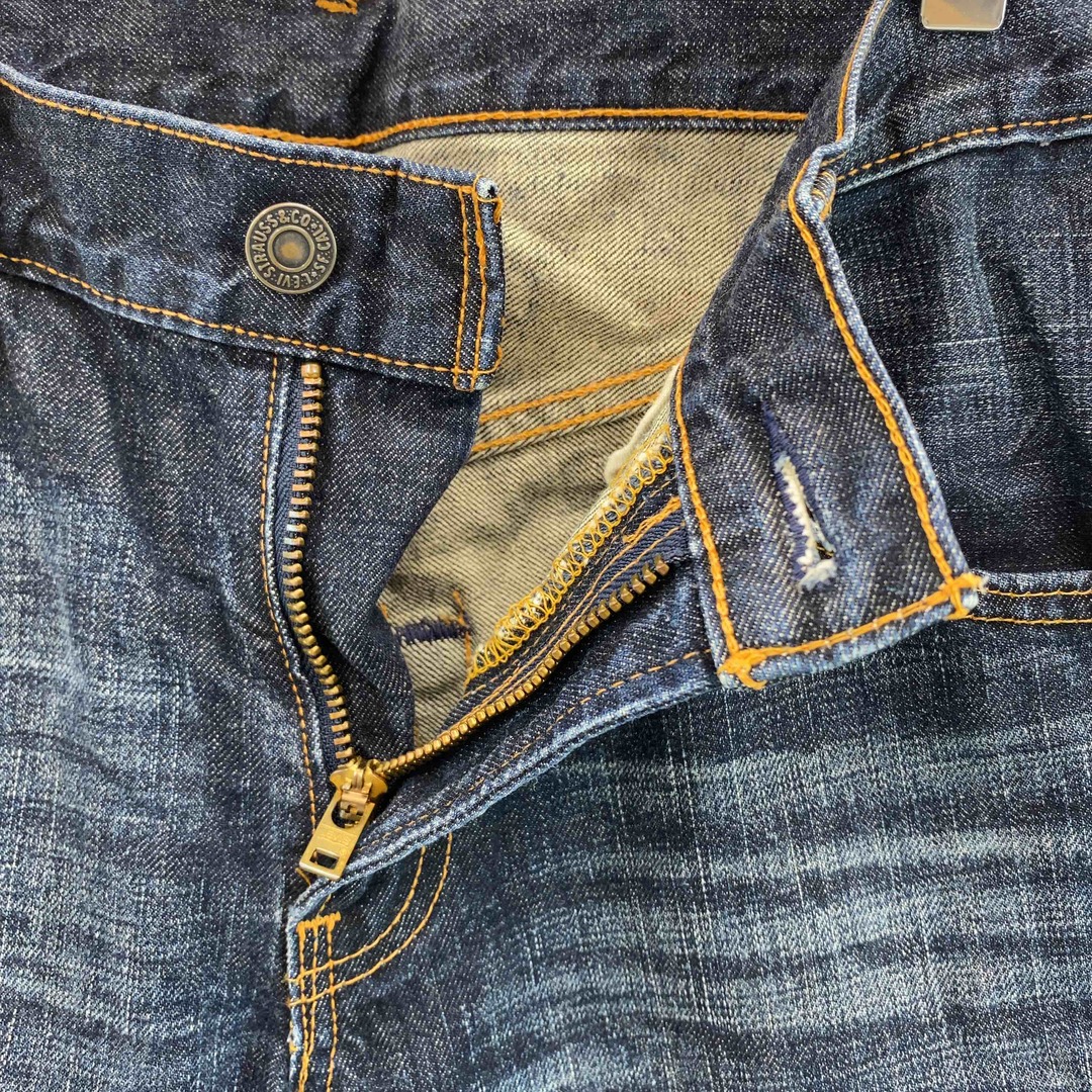 Levi's(リーバイス)のLevi’s リーバイス 無地 シンプル ダメージ メンズ デニム/ジーンズ メンズのパンツ(デニム/ジーンズ)の商品写真