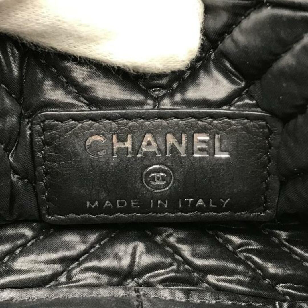 CHANEL(シャネル)の良品 CHANEL シャネル ココマーク ボーイシャネル Vステッチ シェブロン ラムスキン ミニ ポーチ 小物入れ ブラック a2896 レディースのバッグ(その他)の商品写真