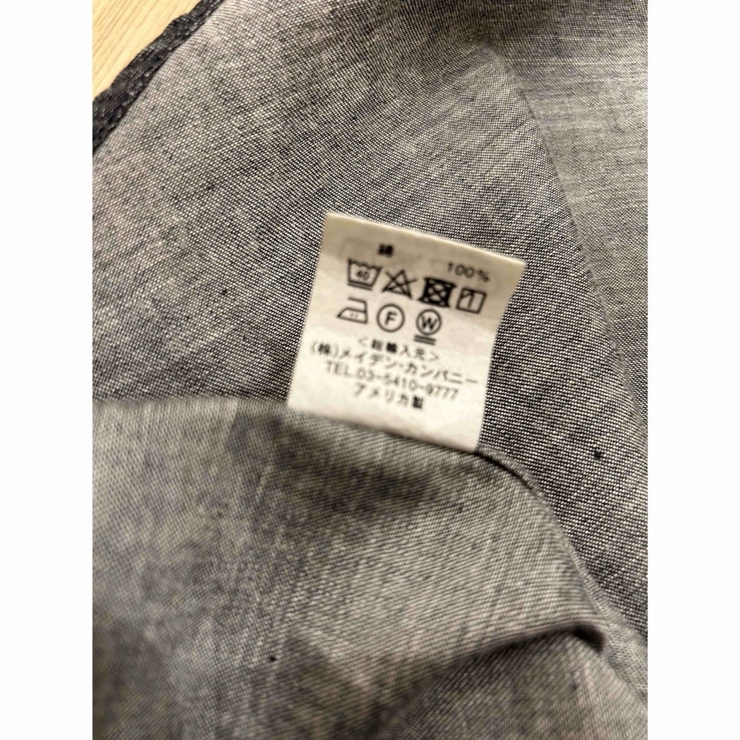 SLOW＆CO(スロウ)の新品未使用‼️slowブラックダンガリー　ボタンダウンシャツ メンズのトップス(シャツ)の商品写真