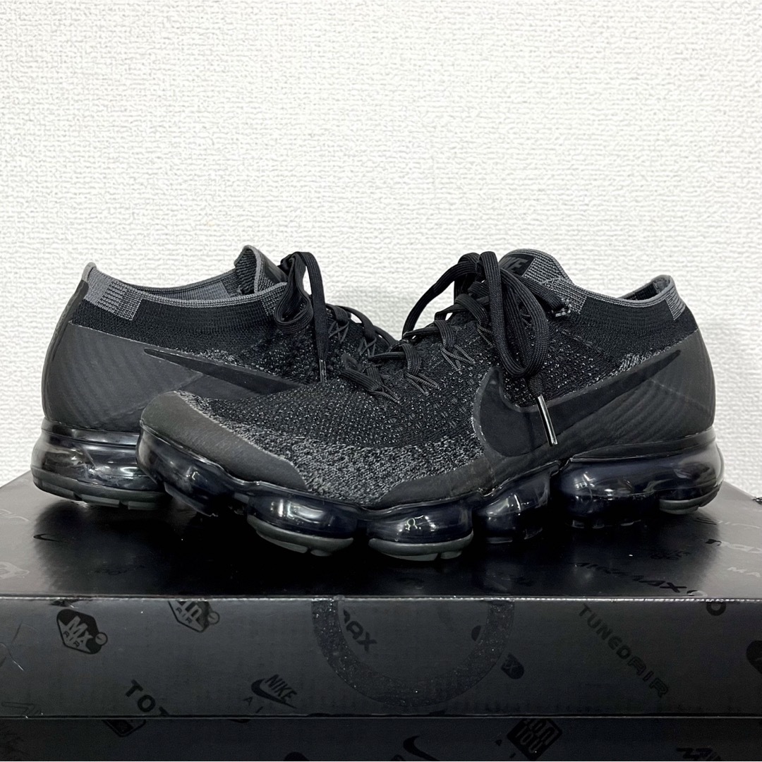 NIKE(ナイキ)の完売 美品! ナイキ AIR VAPORMAX トリプルブラック 27.5cm メンズの靴/シューズ(スニーカー)の商品写真