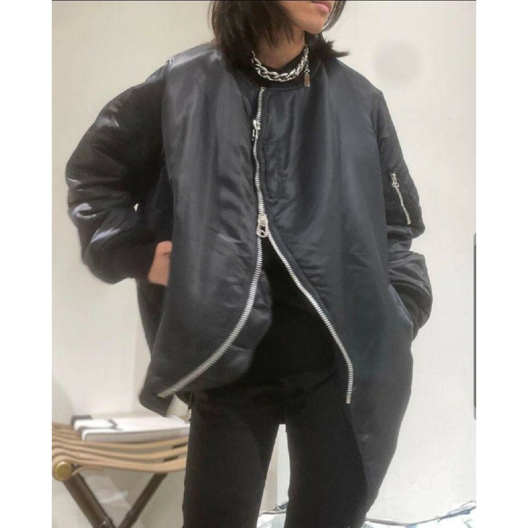 新品 ANREALAGE アンリアレイジ BALL MA-1 ブラック 48 メンズのジャケット/アウター(フライトジャケット)の商品写真
