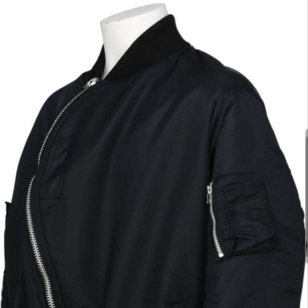新品 ANREALAGE アンリアレイジ BALL MA-1 ブラック 48 メンズのジャケット/アウター(フライトジャケット)の商品写真