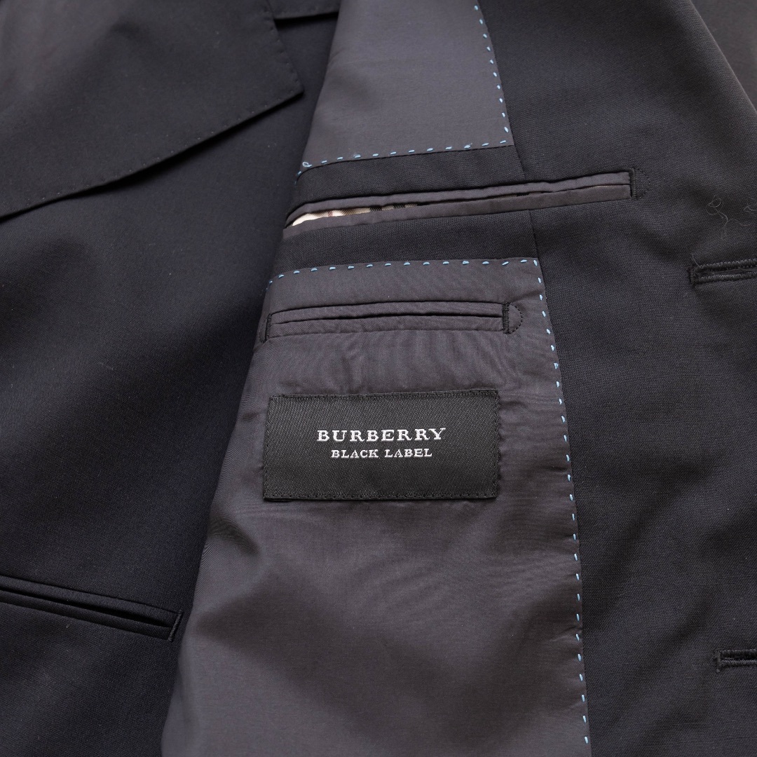 BURBERRY BLACK LABEL(バーバリーブラックレーベル)の【BURBERRY BLACK LABEL】3ピース　super120　XL メンズのスーツ(セットアップ)の商品写真