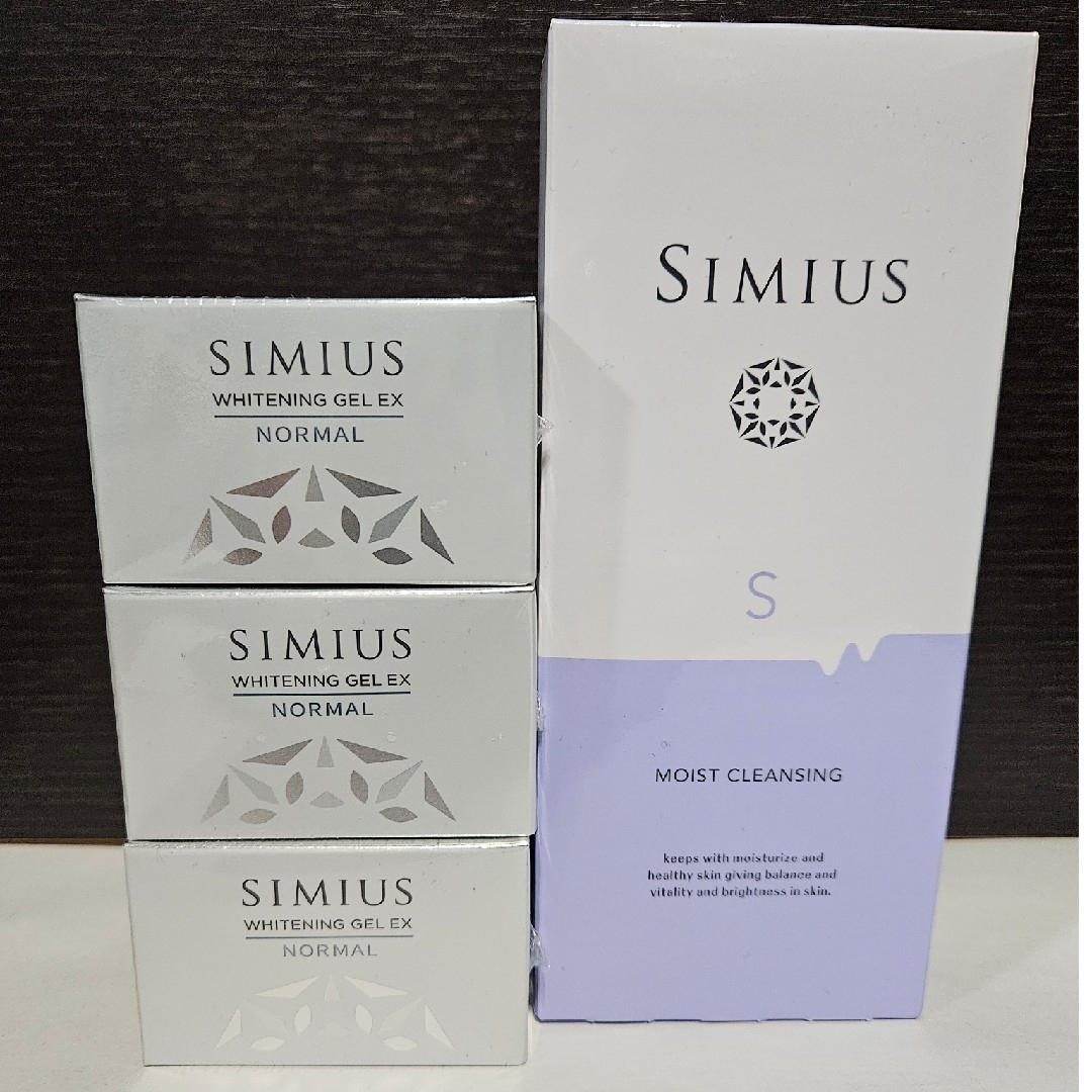 SIMIUS(シミウス)のシミウス薬用ホワイトニングリフトケアジェルとシミウスSモイストクレンジングジェル コスメ/美容のスキンケア/基礎化粧品(その他)の商品写真