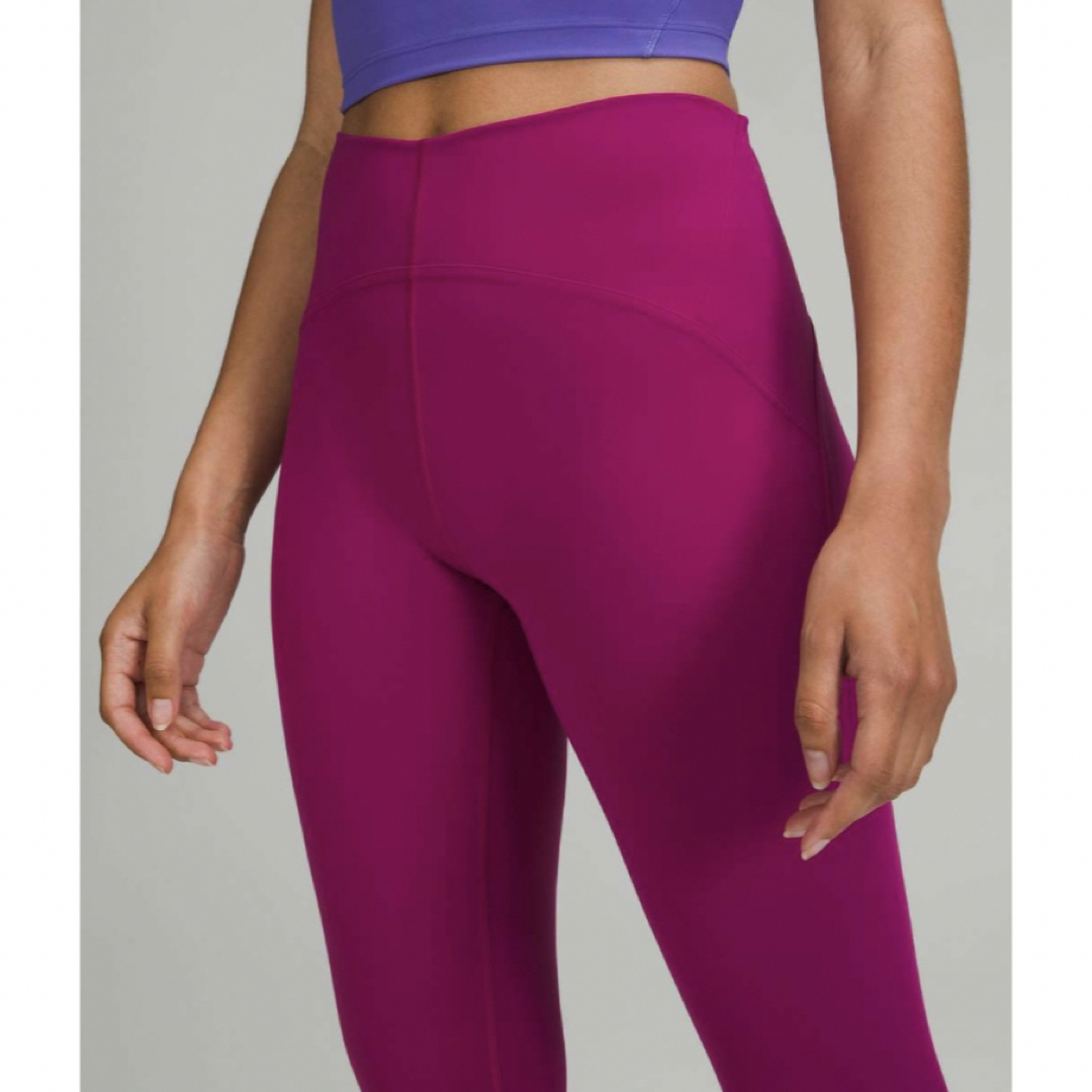 lululemon(ルルレモン)の新品 ルルレモン InStill High-Rise Crop 23" スポーツ/アウトドアのトレーニング/エクササイズ(ヨガ)の商品写真