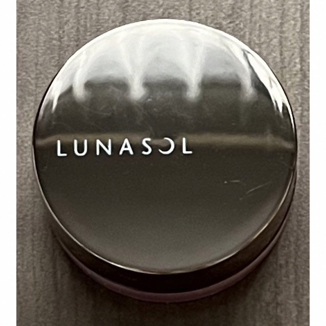 LUNASOL(ルナソル)の★最終値下げ★LUNASOL ウォームカラーバーム＊EX01 ニュアンスベージュ コスメ/美容のベースメイク/化粧品(口紅)の商品写真