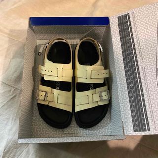 ビルケンシュトック(BIRKENSTOCK)の【新品】BIRKENSTOCK ビルケンシュトック カンヌ バター 37(サンダル)