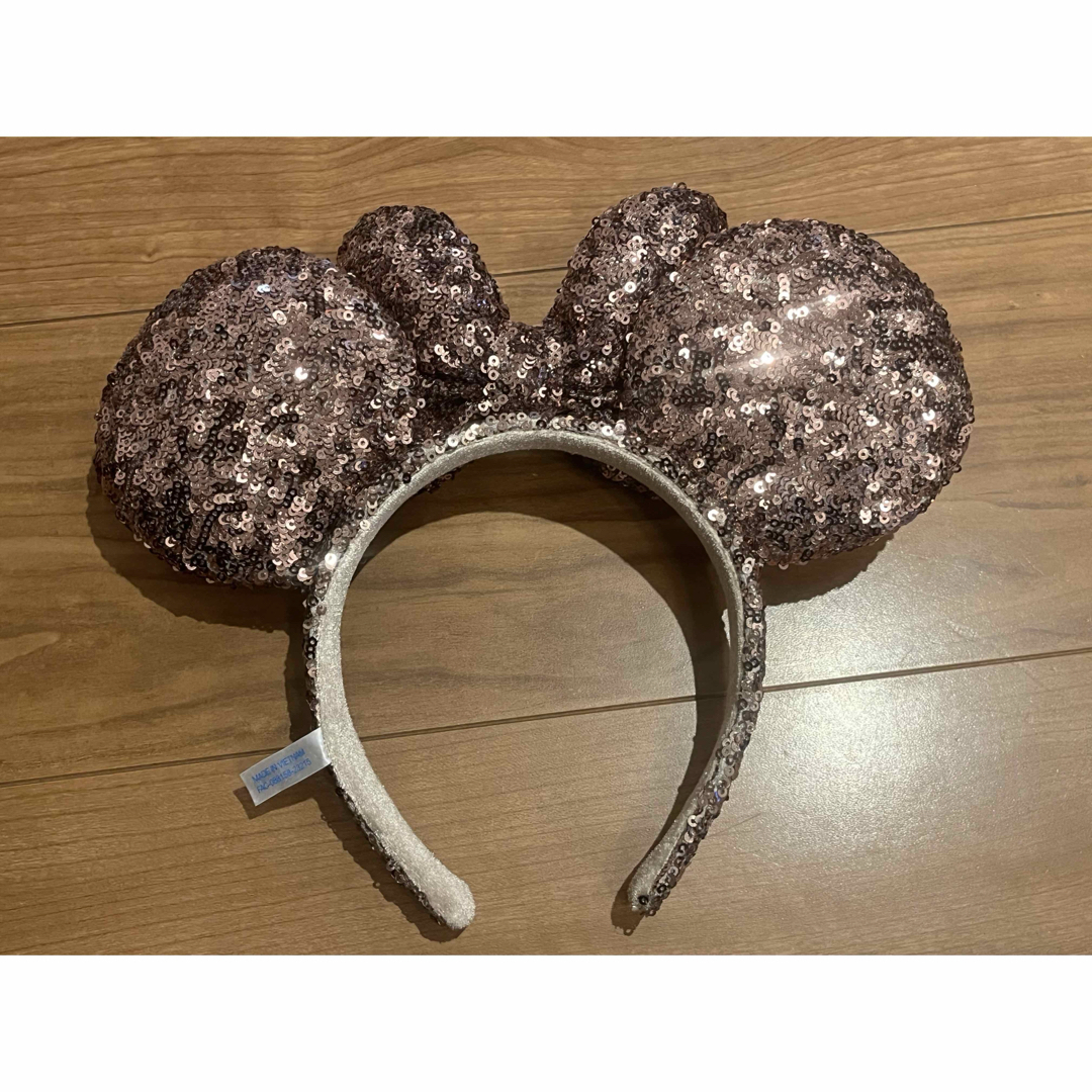 Disney(ディズニー)のディズニー　カチューシャ　フリーミニー　スパンコール レディースのヘアアクセサリー(カチューシャ)の商品写真