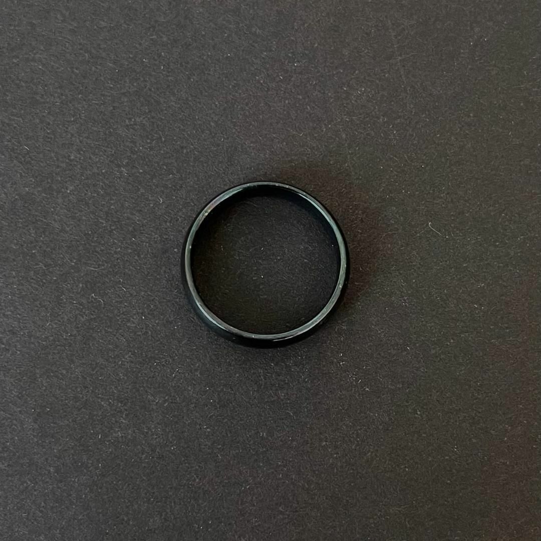 アレルギー対応◎6mm甲丸ブラックリング メンズのアクセサリー(リング(指輪))の商品写真